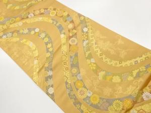 曲線に草花・古典柄模様織出し袋帯